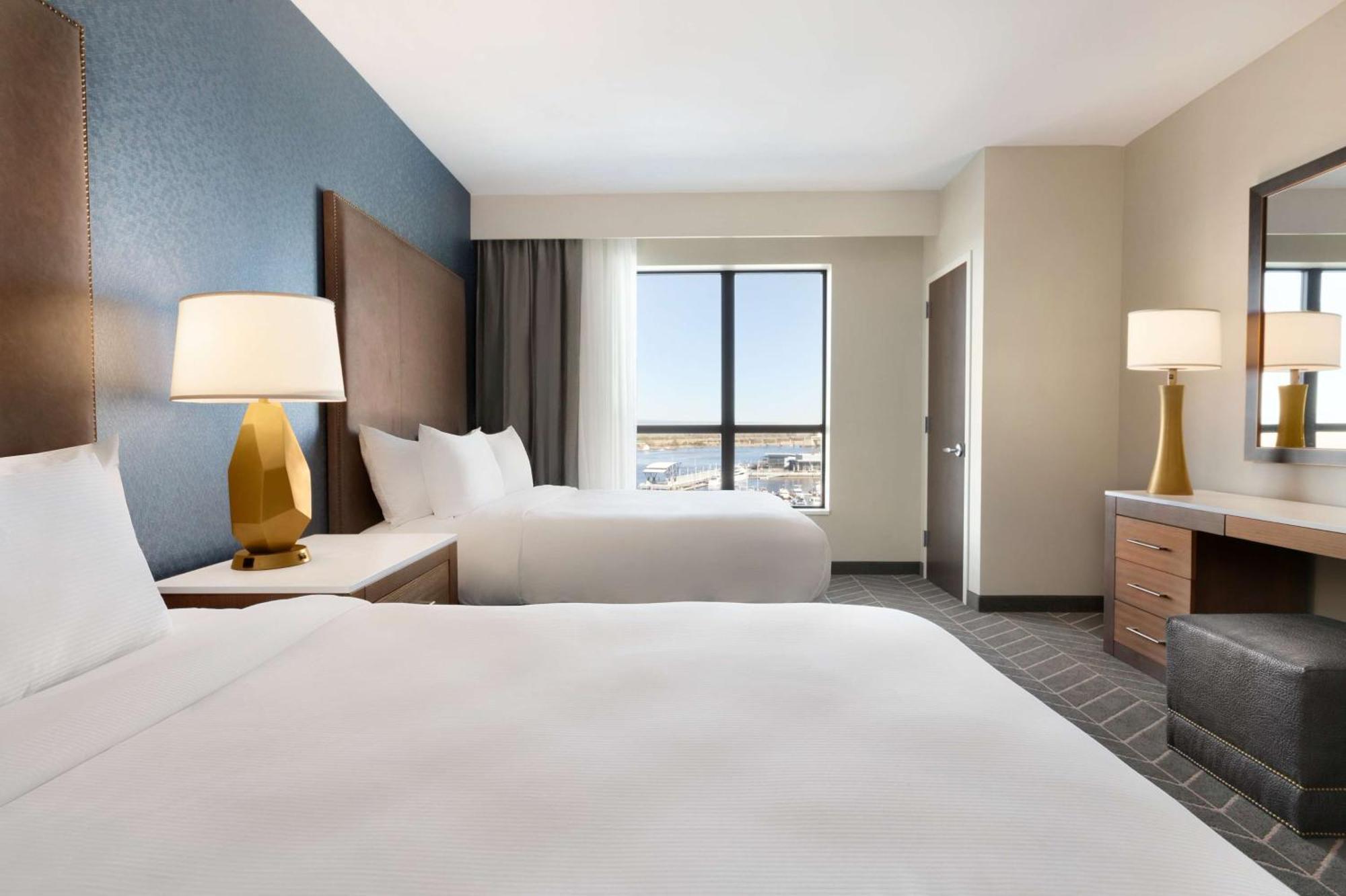 Embassy Suites By Hilton Wilmington Riverfront Eksteriør bilde