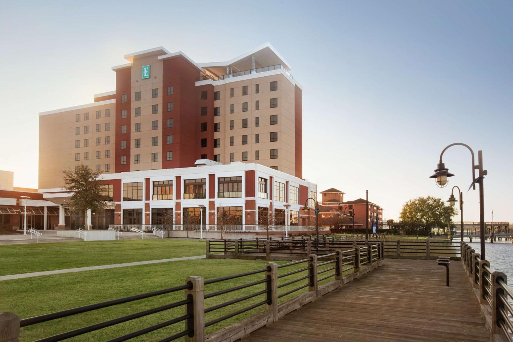 Embassy Suites By Hilton Wilmington Riverfront Eksteriør bilde